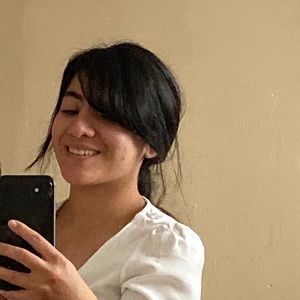 Meet your Posher, Cynthia